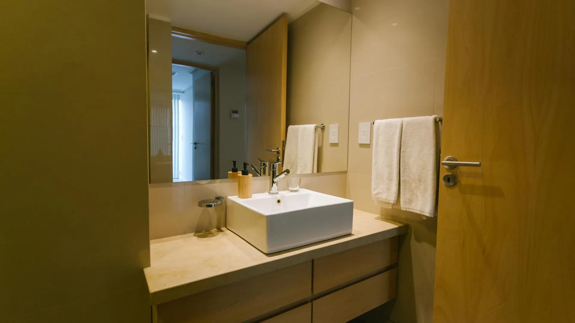 Le Montreal Apartments Mendoza 0*,