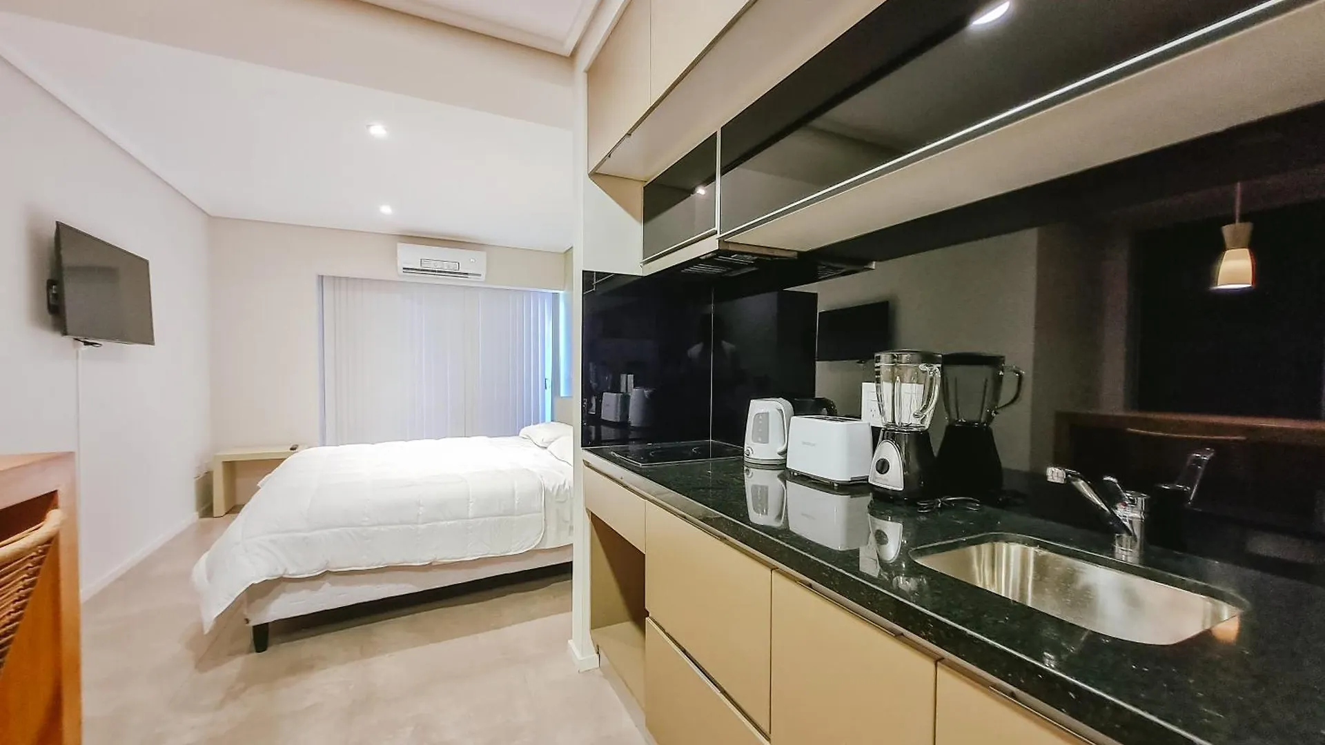 Le Montreal Apartments 门多萨