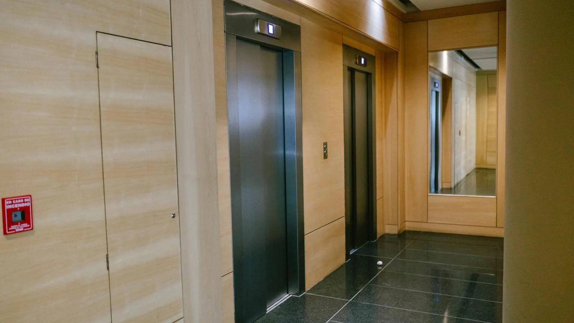 Le Montreal Apartments 门多萨 阿根廷